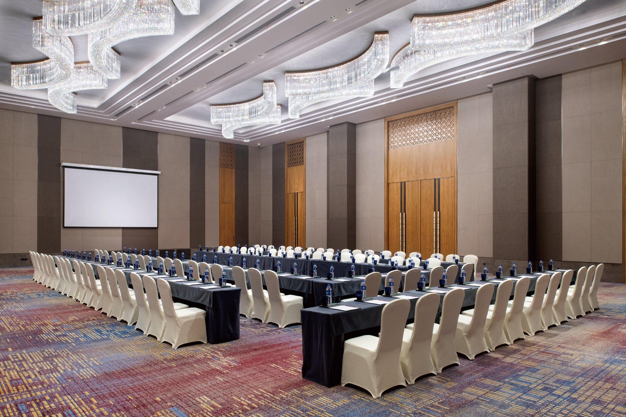 Crowne Plaza Huzhou, an IHG hotel Zewnętrze zdjęcie